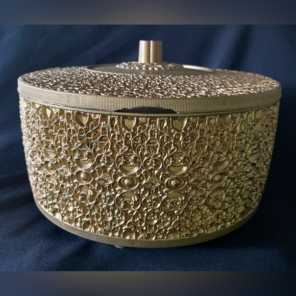 Vintage MCM Ornate Gold Hollywood Regency Round Lidded Storage Sewing Box - Picture 9 of 10